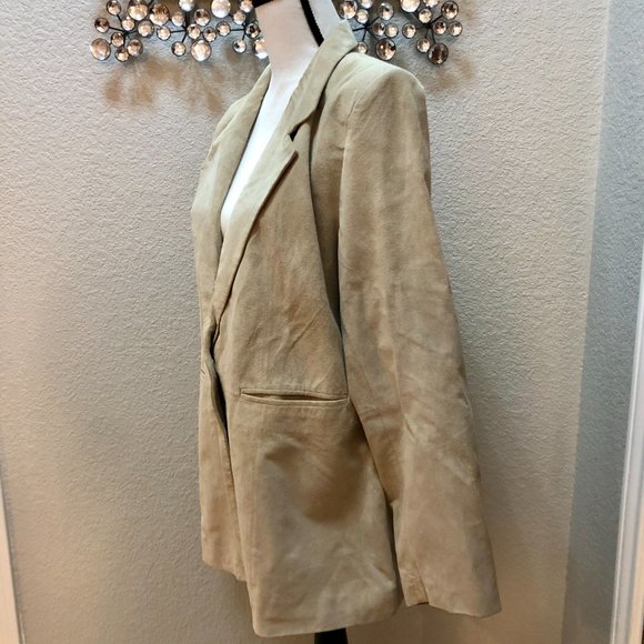 Classic Cream Suede Leather Jacket - Women's Large - Picture 4 of 9